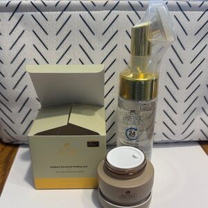 SECRET Collagen - Radiant Renewal Peeling Gel & Purifying Clay Lava Foam Set